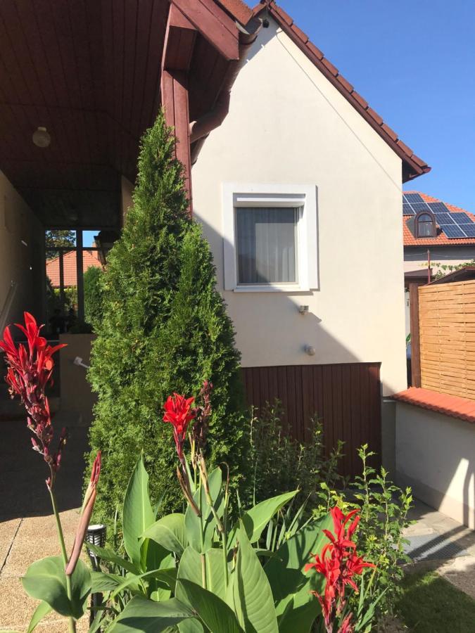 Apartman Tinasol Mosonmagyarovar Luaran gambar
