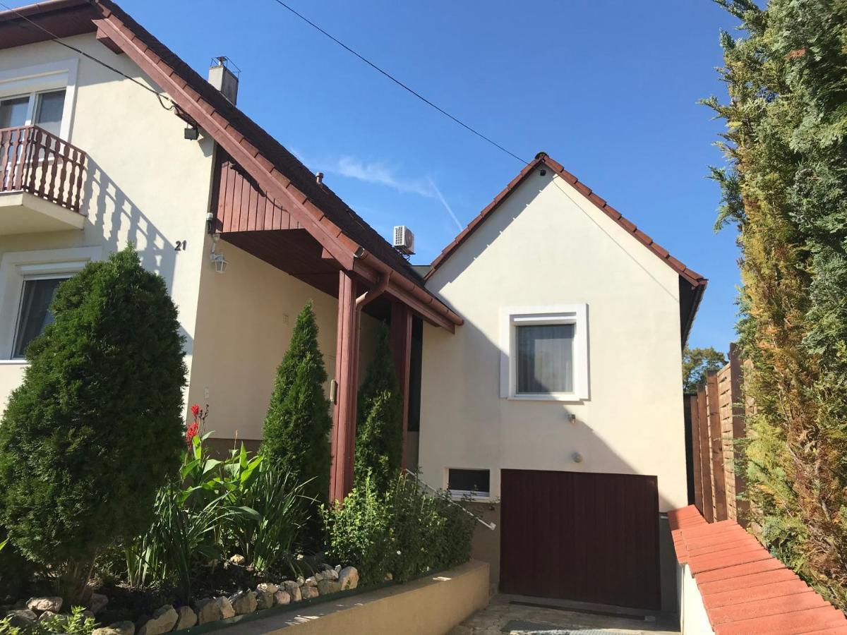 Apartman Tinasol Mosonmagyarovar Luaran gambar