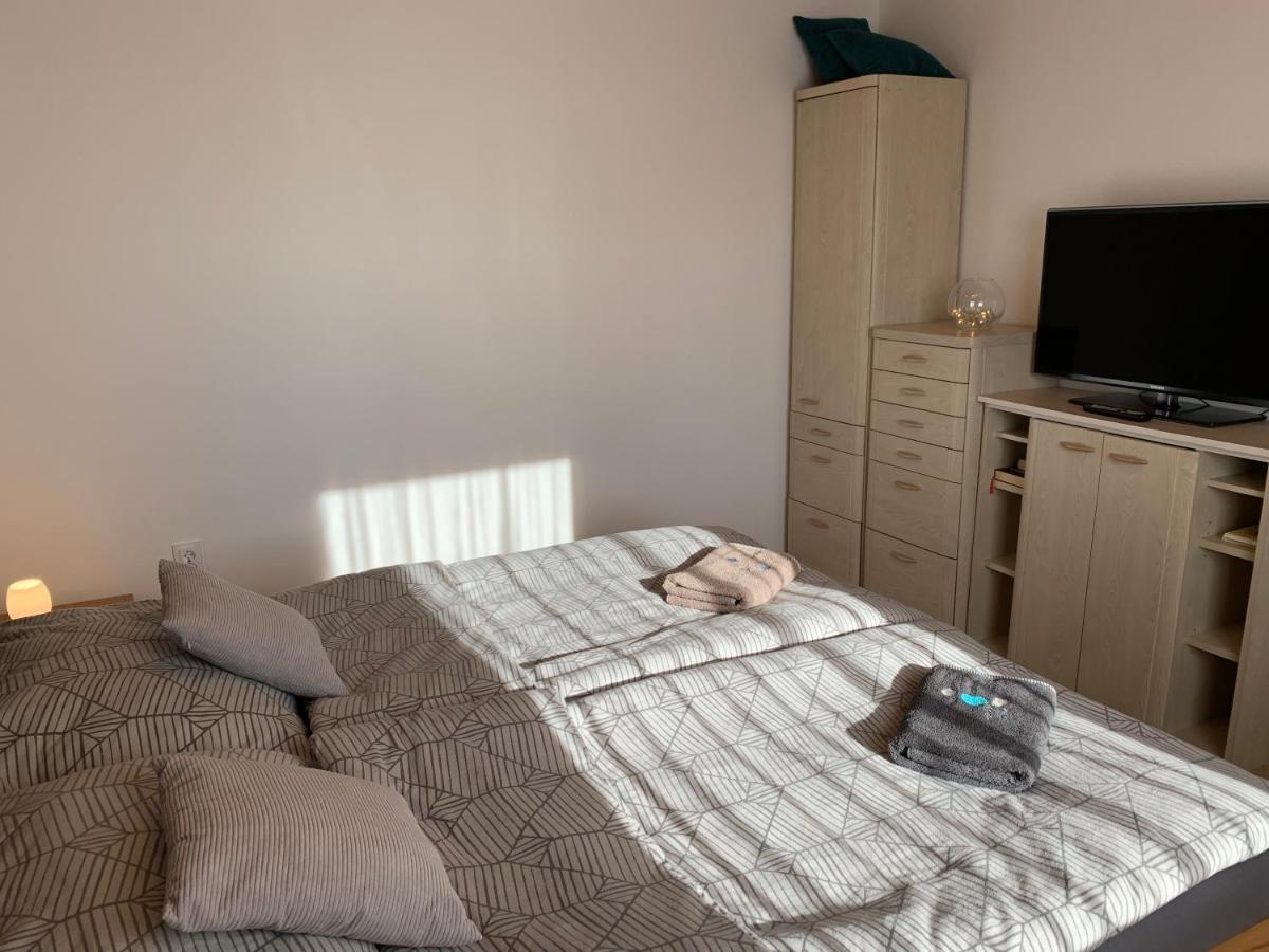 Apartman Tinasol Mosonmagyarovar Luaran gambar
