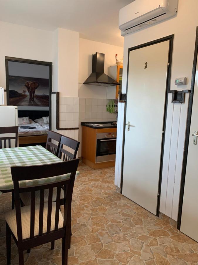 Apartman Tinasol Mosonmagyarovar Luaran gambar